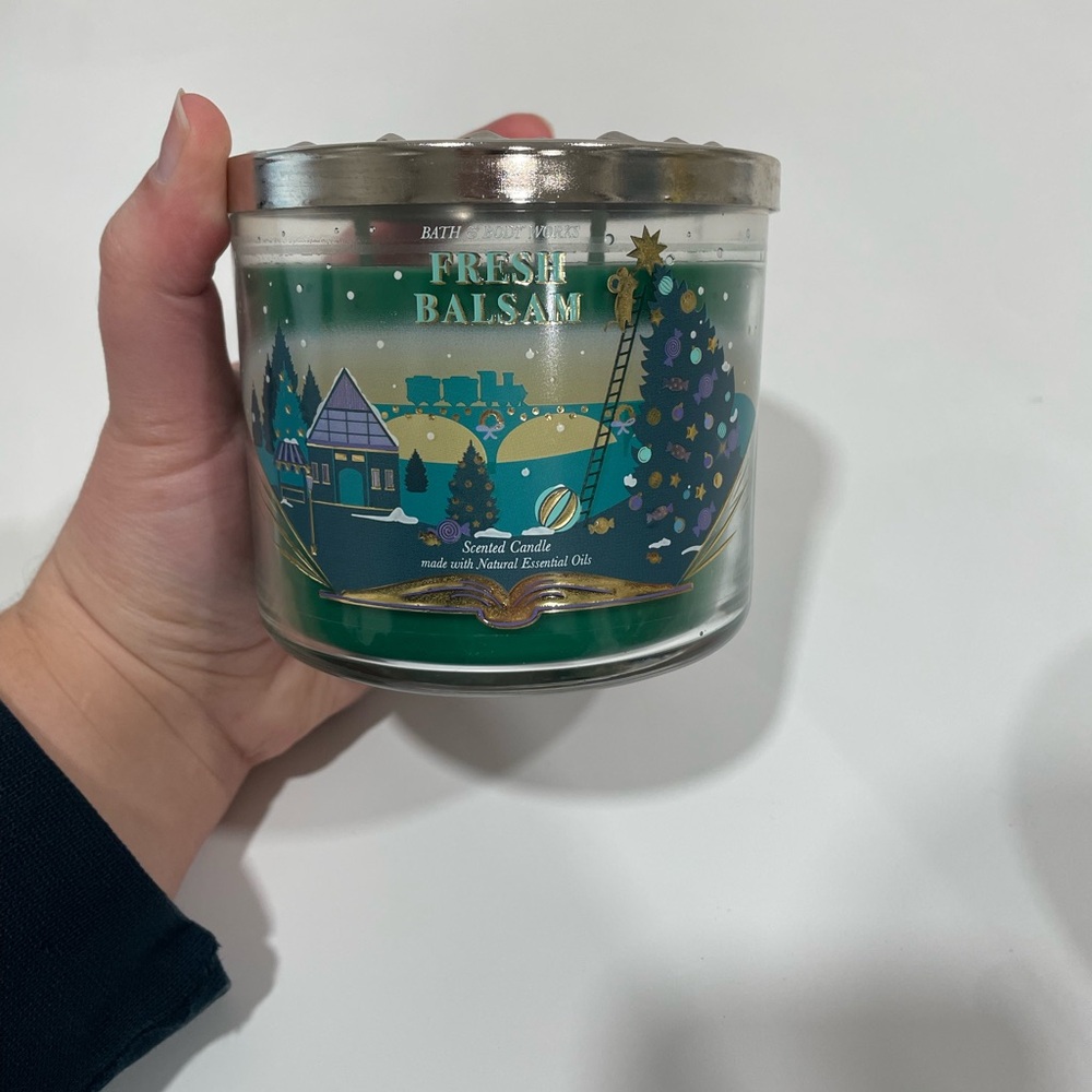 Bath & Body Works Fresh Balsam Candle - Green and Silver